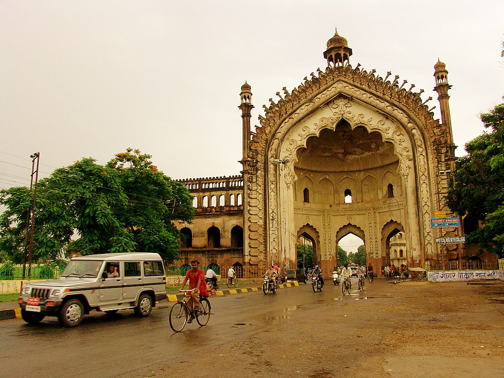 Rumi Darwaza 