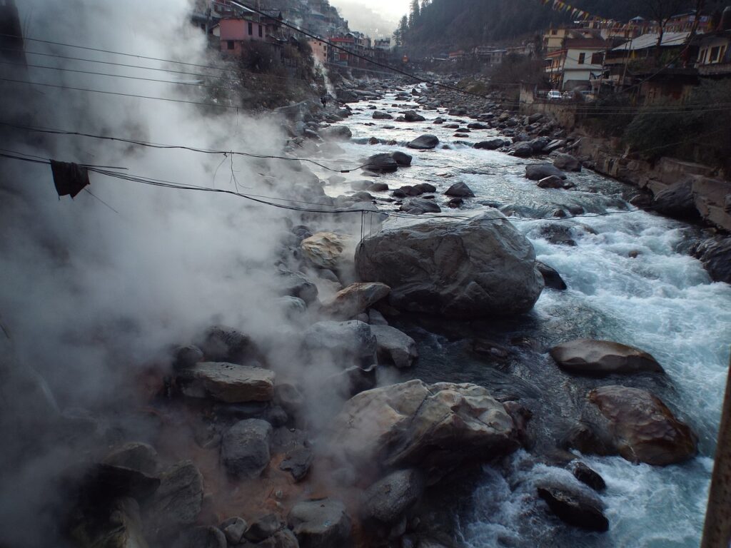 Manikaran Hot Springs 